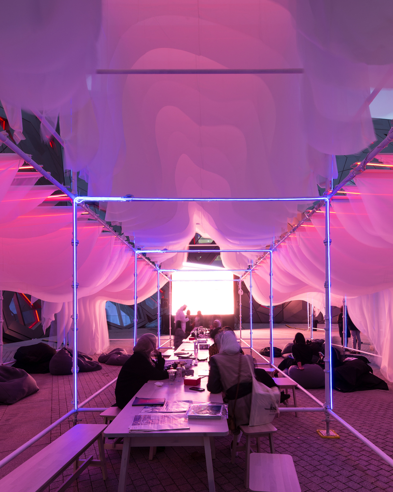 Luminous drapes / studio toggle