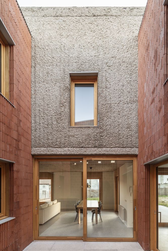 House in huerta de rey / mecanismo