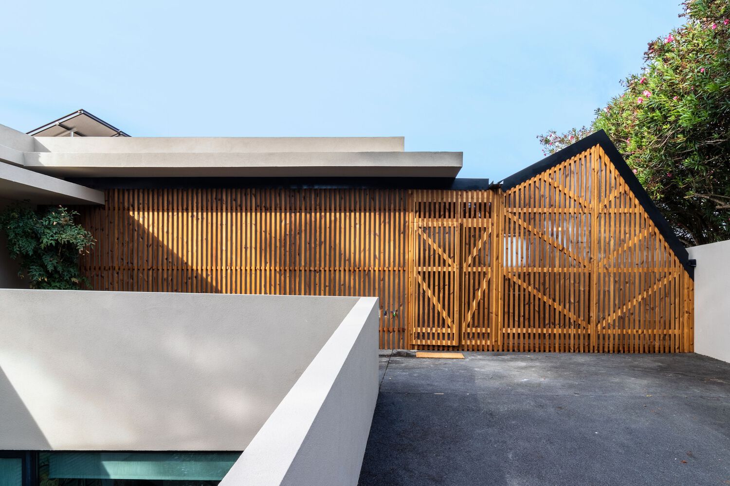 2 Ceramic garden studio / madeiguincho