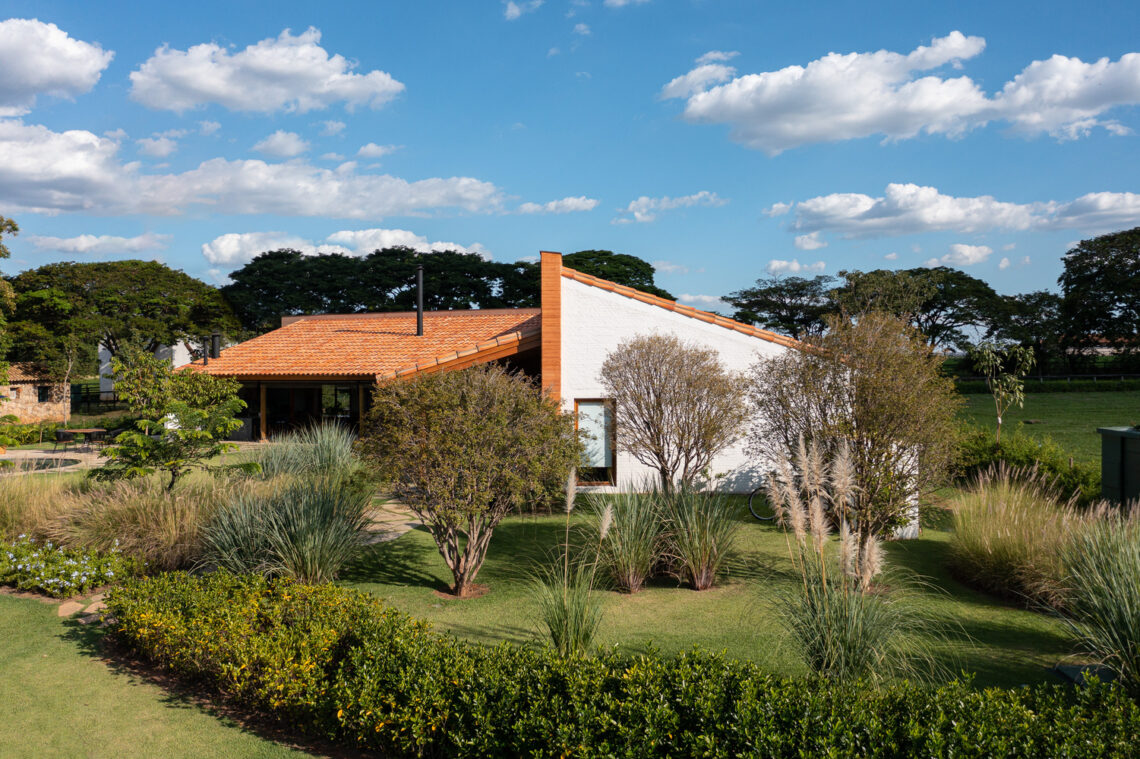 Montemor House / Brasil Arquitetura 8 Montemor house / brasil arquitetura