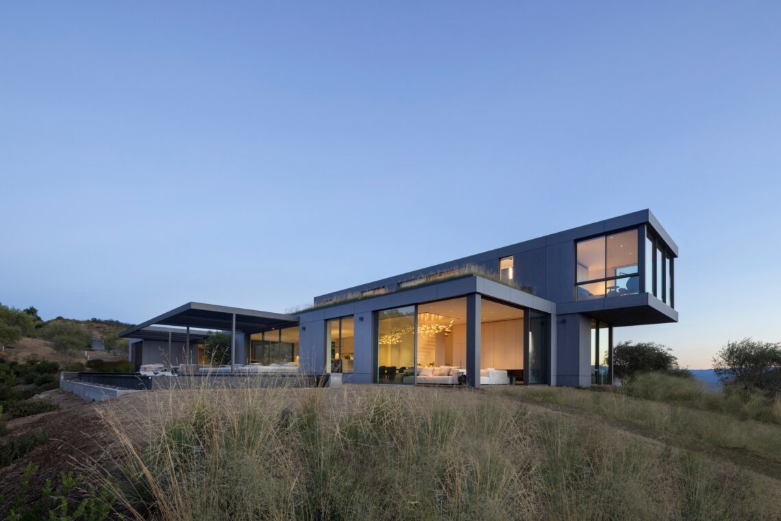 The Phoenix / Feldman Architecture 14 The phoenix / feldman architecture