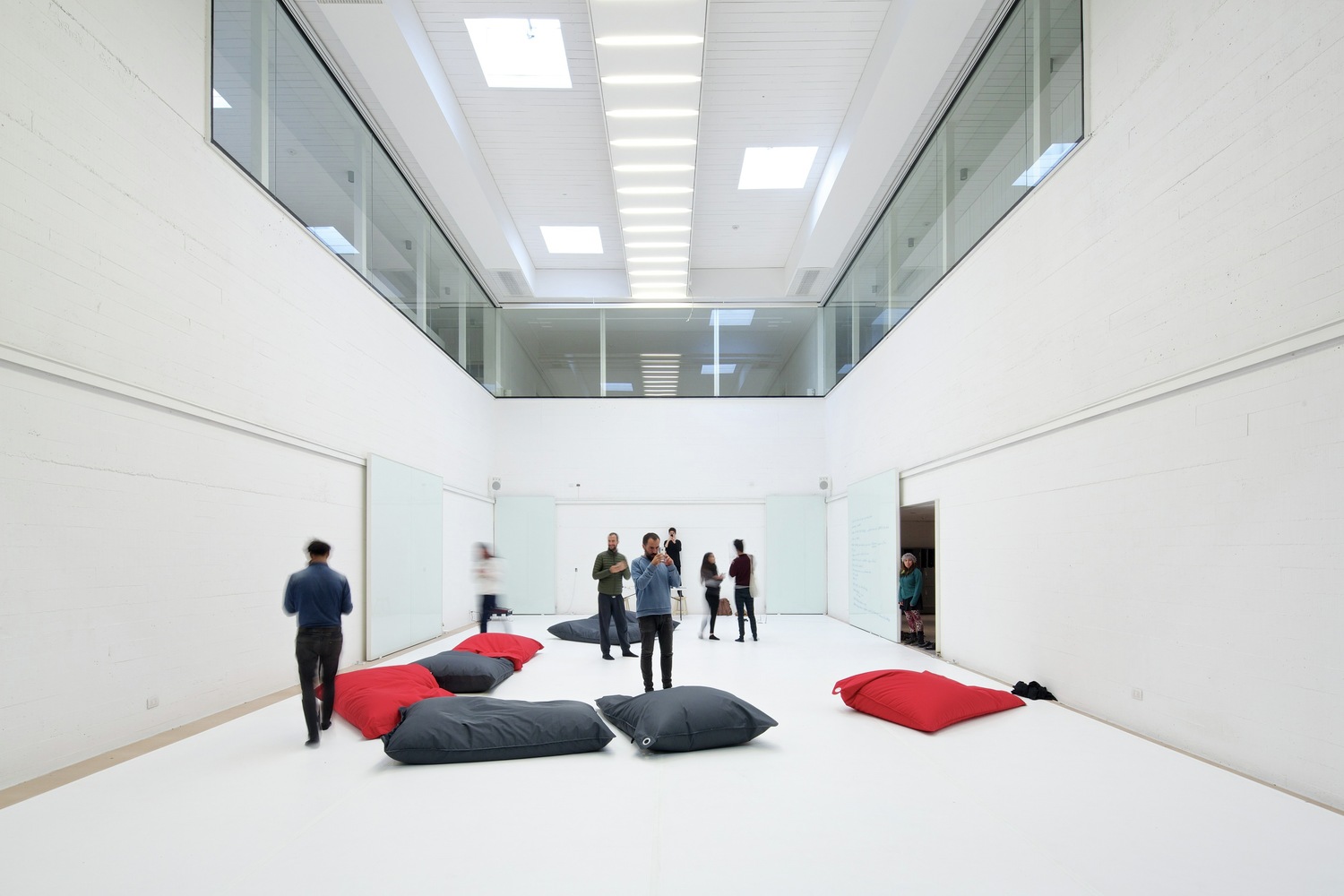 Nave / smiljan radic