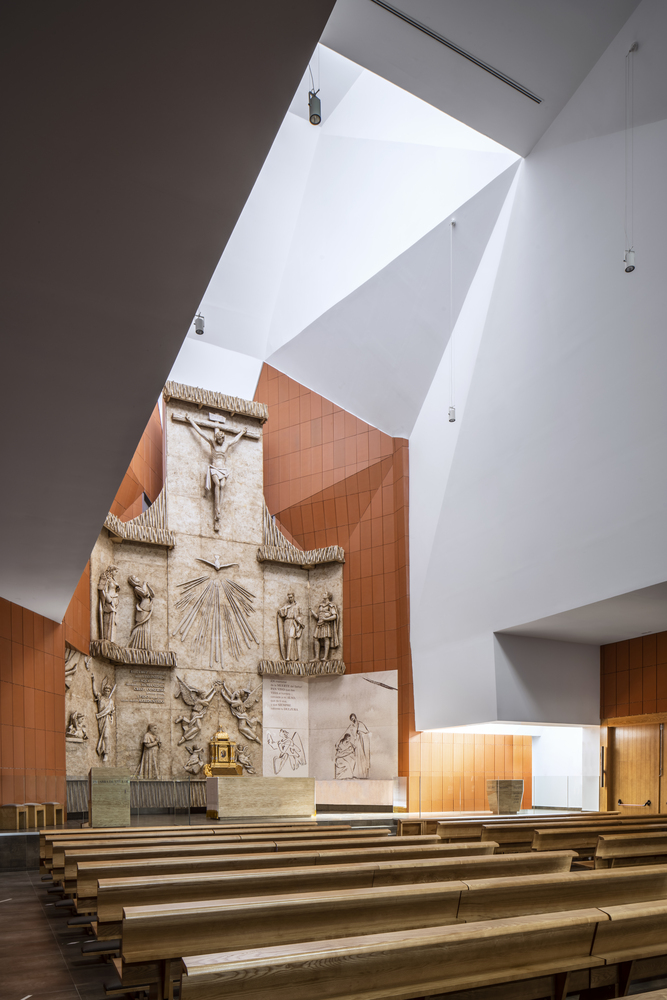 Smg church complex / ramón fernández-alonso
