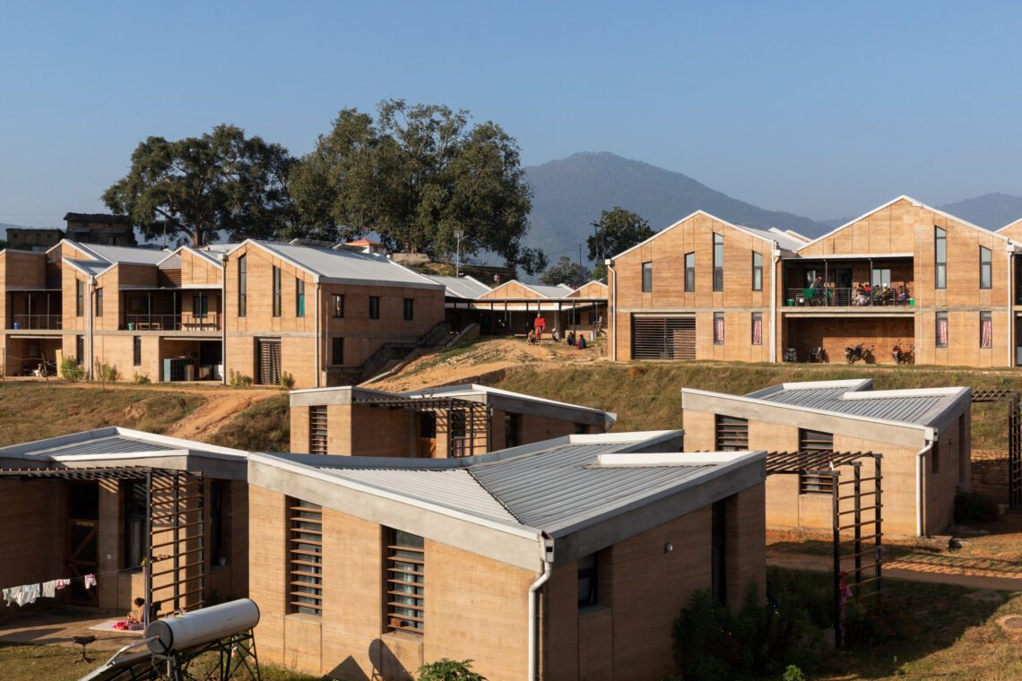 Bayalpata Hospital / Sharon Davis Design 4 Bayalpata hospital / sharon davis design