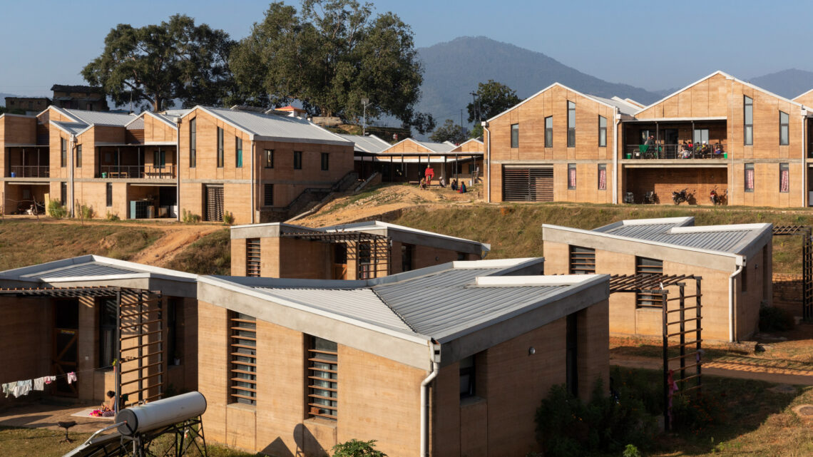 Bayalpata Hospital / Sharon Davis Design 5 Bayalpata hospital / sharon davis design