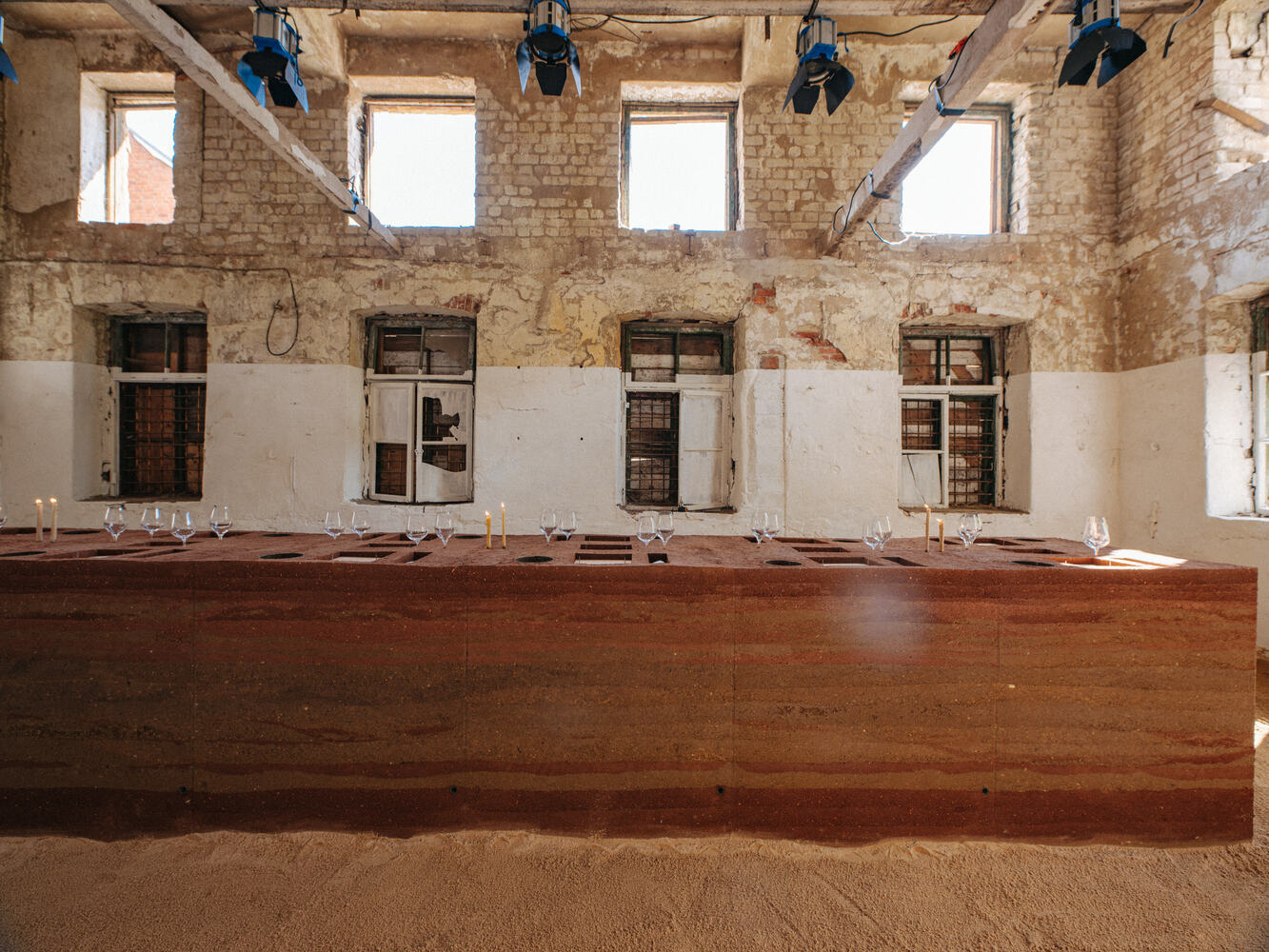 Gtun4639 Restaurant 0 / studio kuidas. Works