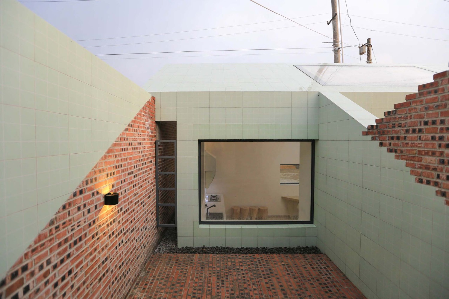 Intertwine House / Wonder Architects 2 Intertwine house / wonder architects