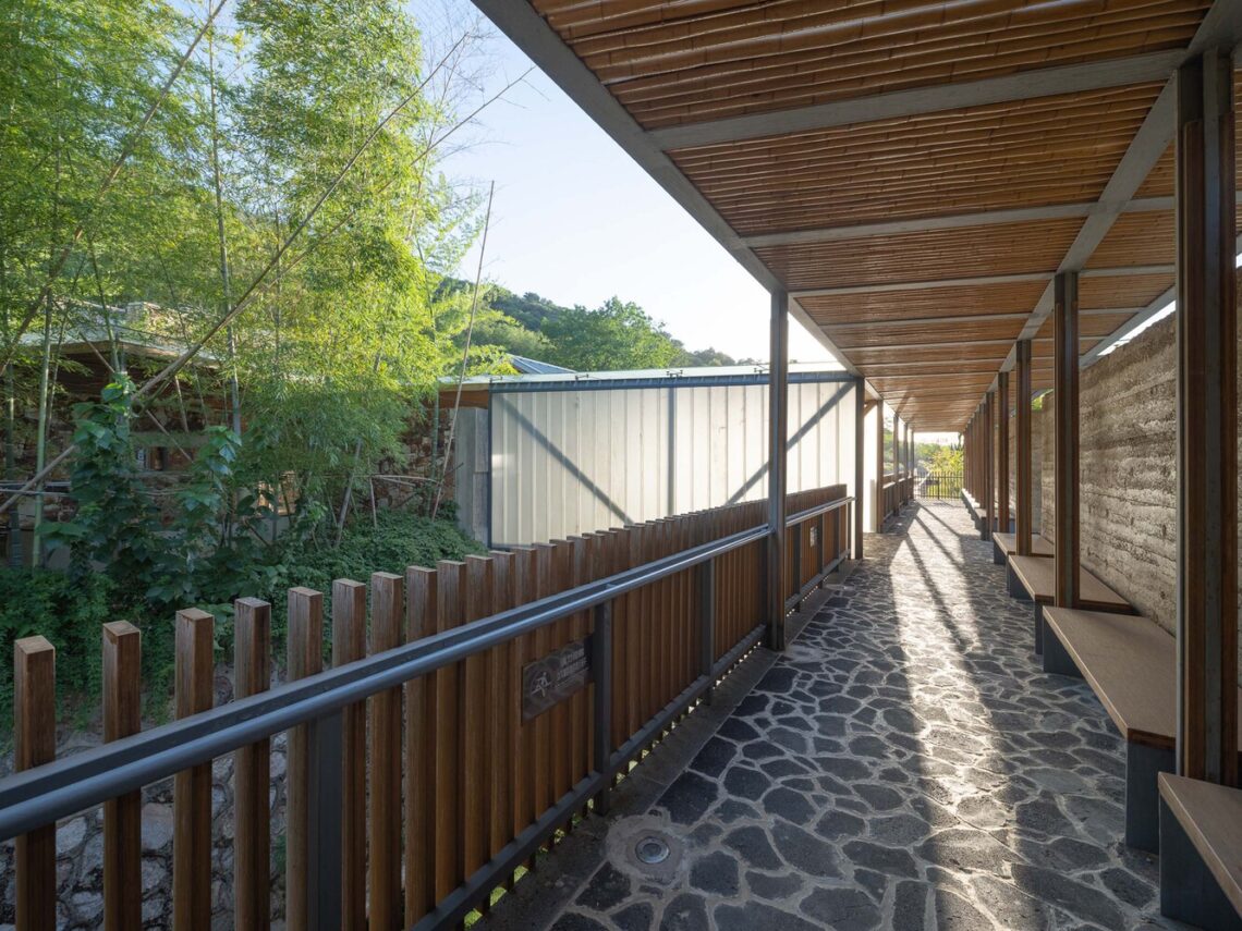 The Tourist Service Station Of Tangshan Ape Man Cave / Aeseu Architectural Technology And Art Studio 41 The tourist service station of tangshan ape man cave / aeseu architectural technology and art studio