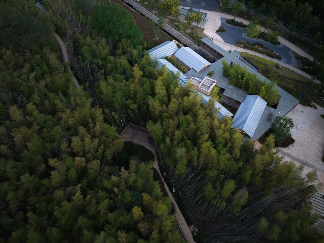 The Tourist Service Station Of Tangshan Ape Man Cave / Aeseu Architectural Technology And Art Studio 31 The tourist service station of tangshan ape man cave / aeseu architectural technology and art studio