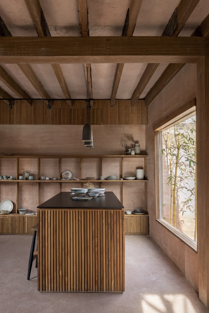 Tanah Pottery Studio / Blancostudio 6 Tanah pottery studio / blancostudio