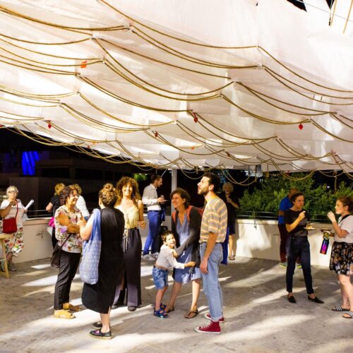 The fifth space installation at liebling haus / szcz jakub szczęsny + hadas tuval