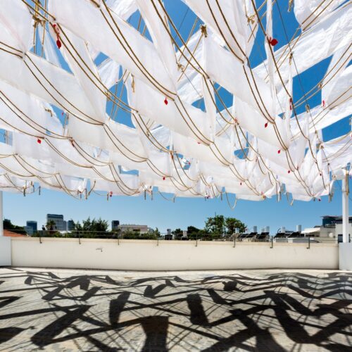 The fifth space installation at liebling haus / szcz jakub szczęsny + hadas tuval