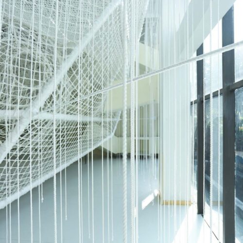 A walking box / unarchitecte