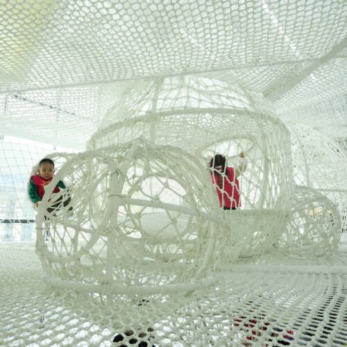 A walking box / unarchitecte