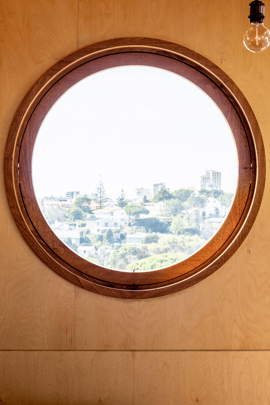 Window Ceramic garden studio / madeiguincho