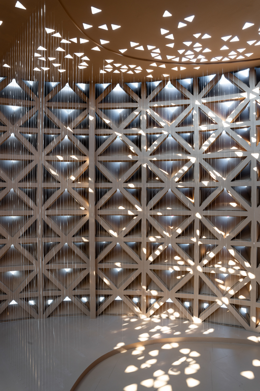 Enfold Pavilion By Deond Debuts At Dubai Design Week: Integrating Body, Technology, And Sustainable Design 20 Enfold pavilion by deond debuts at dubai design week