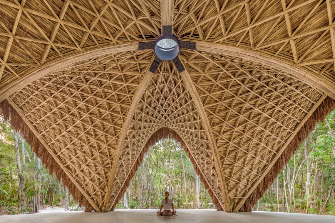 Luum temple / co-lab design office