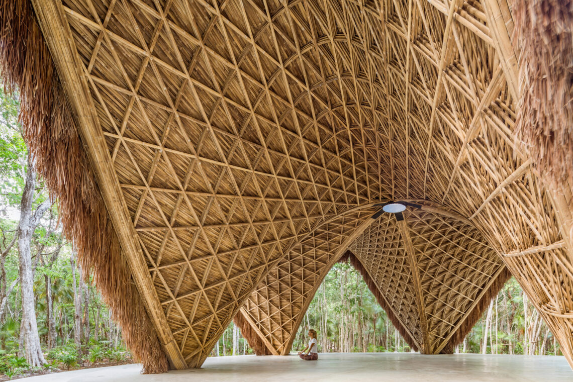 Luum temple / co-lab design office