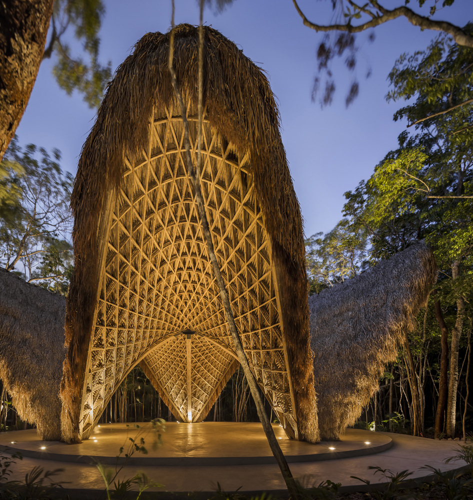 Luum temple / co-lab design office