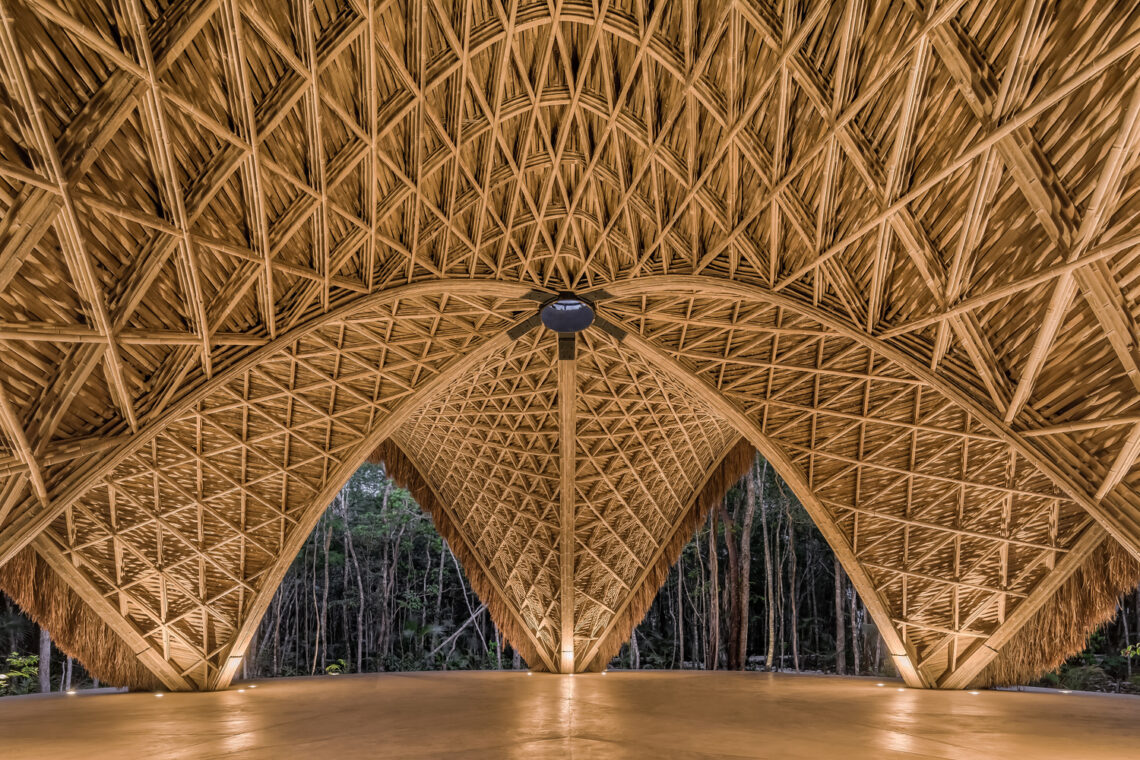 Luum temple / co-lab design office