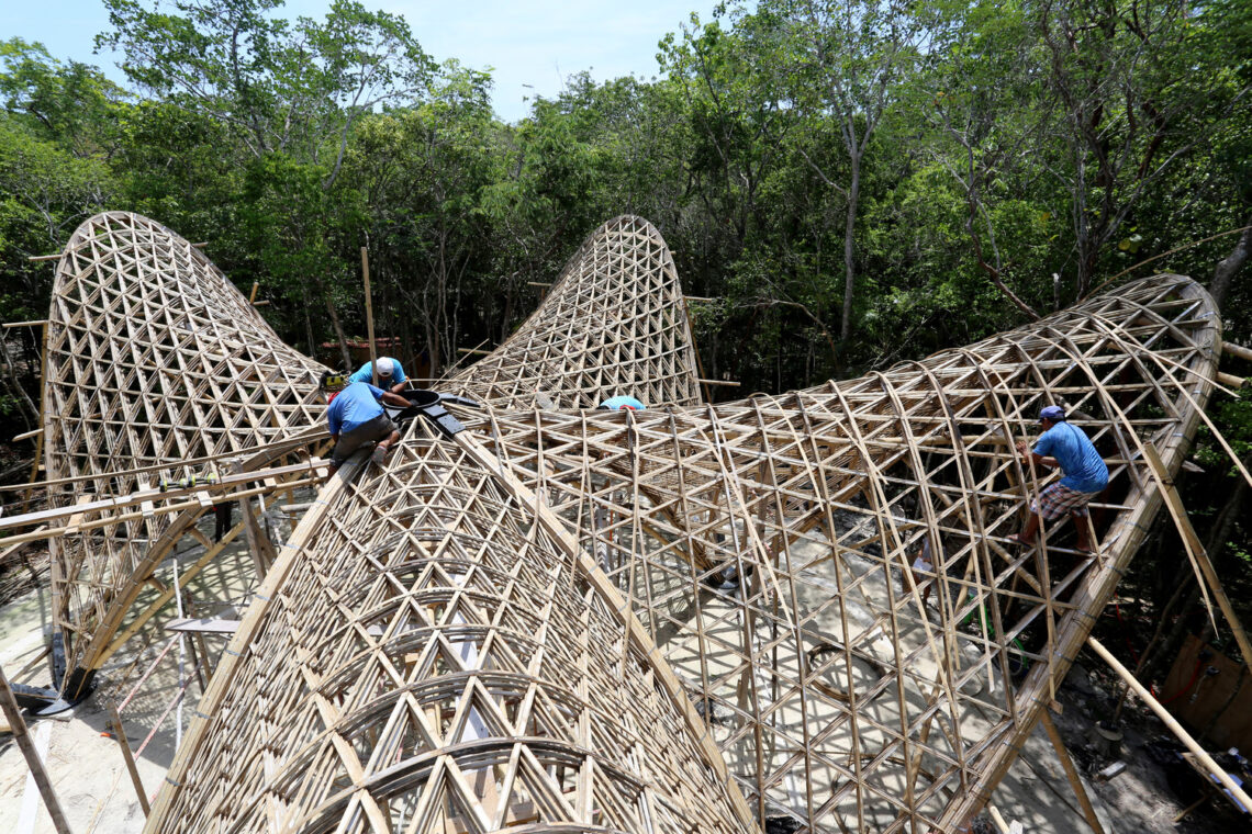 Luum temple / co-lab design office