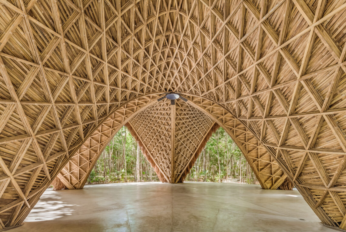 Luum temple / co-lab design office
