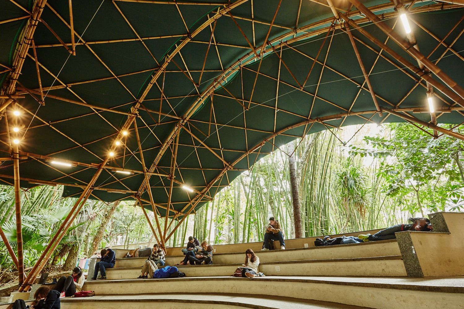 Bamboo Amphitheater Space Structure / Bambutec Design 26 Bamboo amphitheater space structure / bambutec design