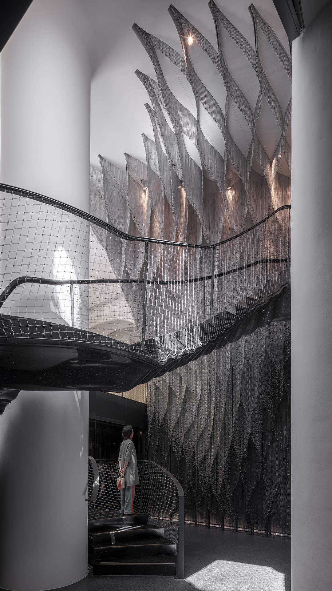 Casa_Batllo_Kengo_Kuma_Atrium-01 New interior for casa batlló stairs & atrium / kengo kuma & associates