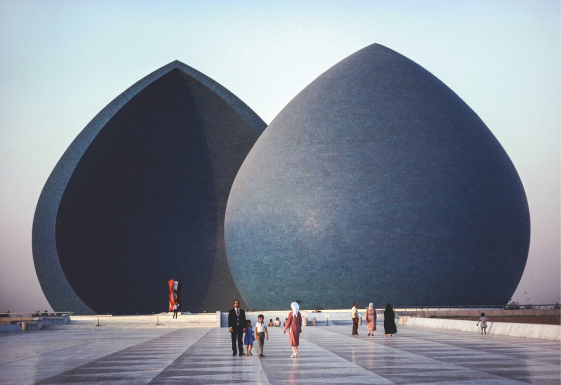 Al shaheed monument / saman kamal | classics on architecture lab