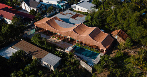 Duyen casa ii hotel / block architects