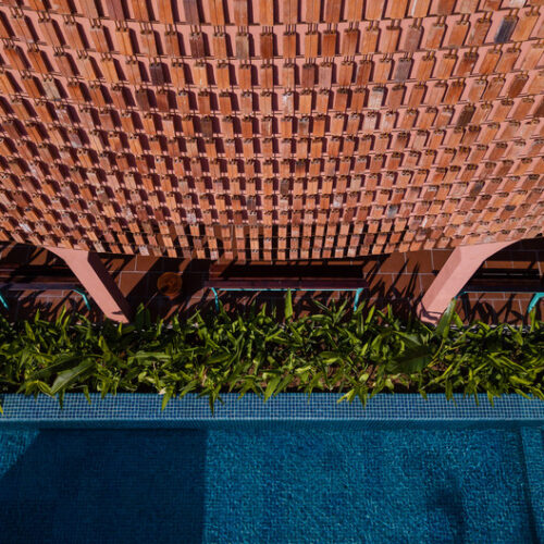 Duyen casa ii hotel / block architects