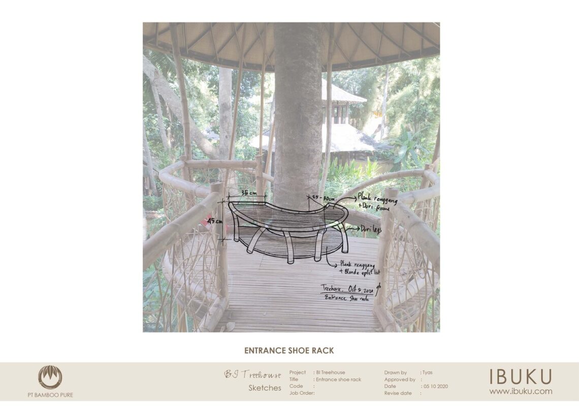 Tree house at bambu indah / ibuku