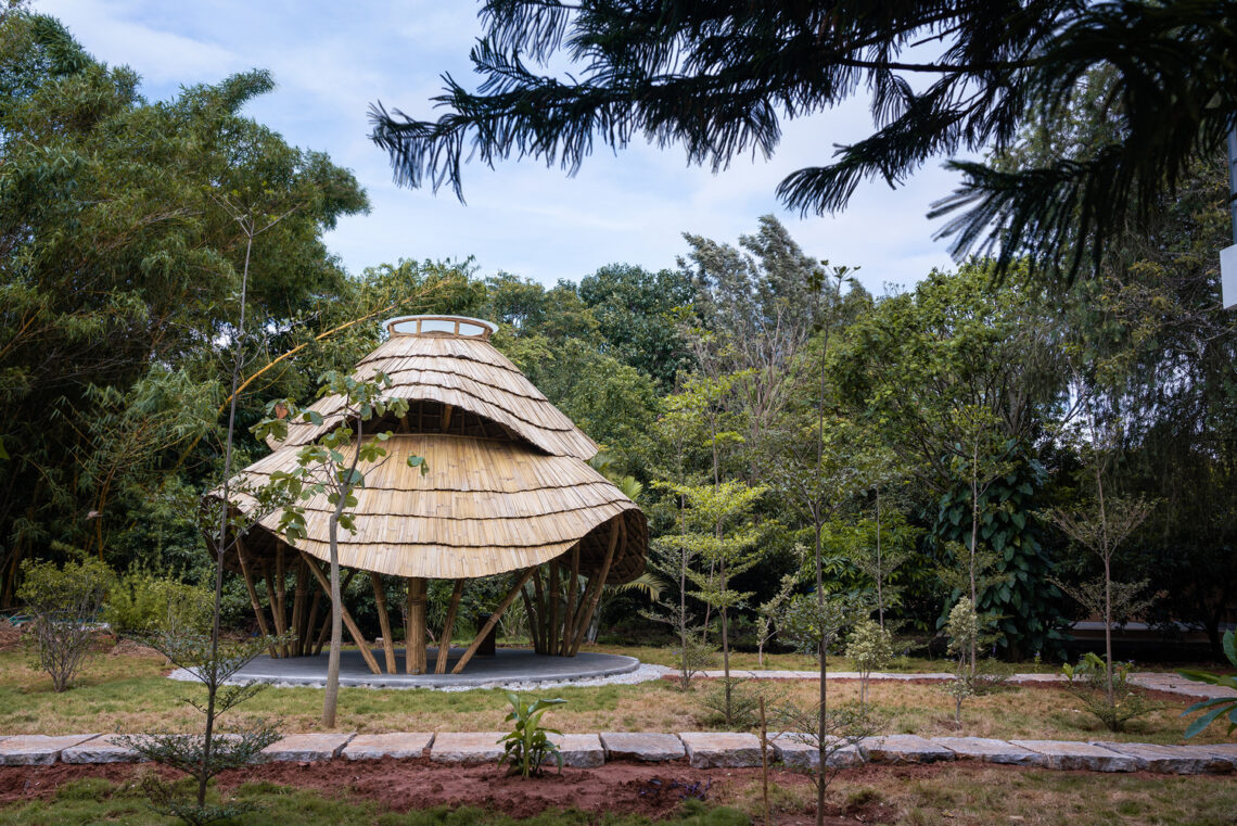 Meditation Gazebo / Studioaro 8 Meditation gazebo / studioaro