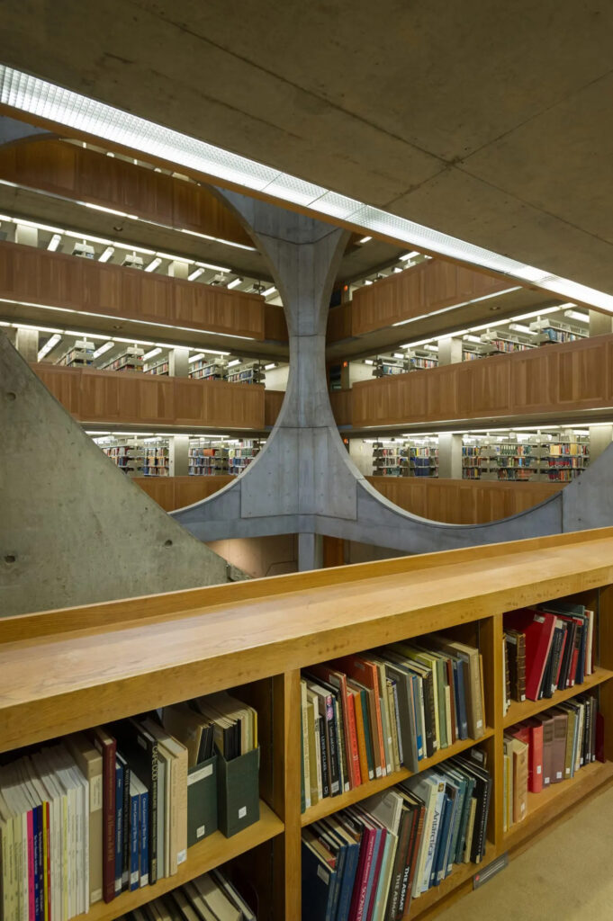 Phillips Exeter Academy Library / Louis Kahn | Classics On Architecture Lab 84 Phillips exeter academy library / louis kahn | classics on architecture lab