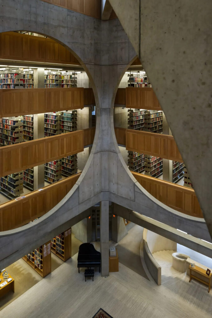 Phillips Exeter Academy Library / Louis Kahn | Classics On Architecture Lab 91 Phillips exeter academy library / louis kahn | classics on architecture lab