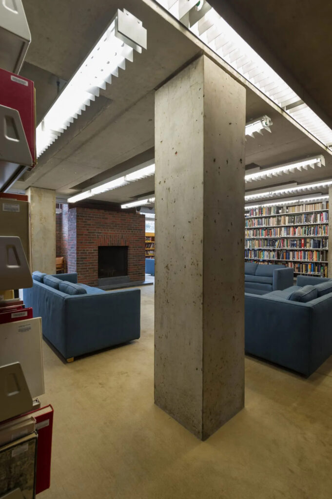 Phillips Exeter Academy Library / Louis Kahn | Classics On Architecture Lab 56 Phillips exeter academy library / louis kahn | classics on architecture lab