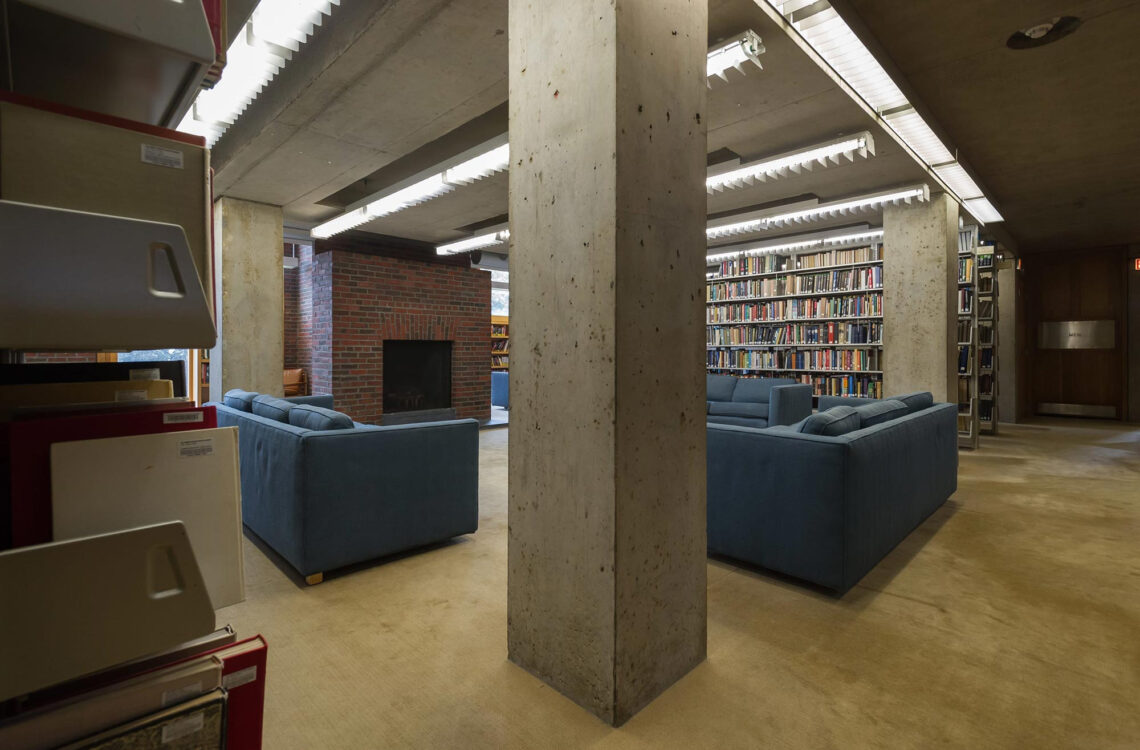 Phillips Exeter Academy Library / Louis Kahn | Classics On Architecture Lab 57 Phillips exeter academy library / louis kahn | classics on architecture lab