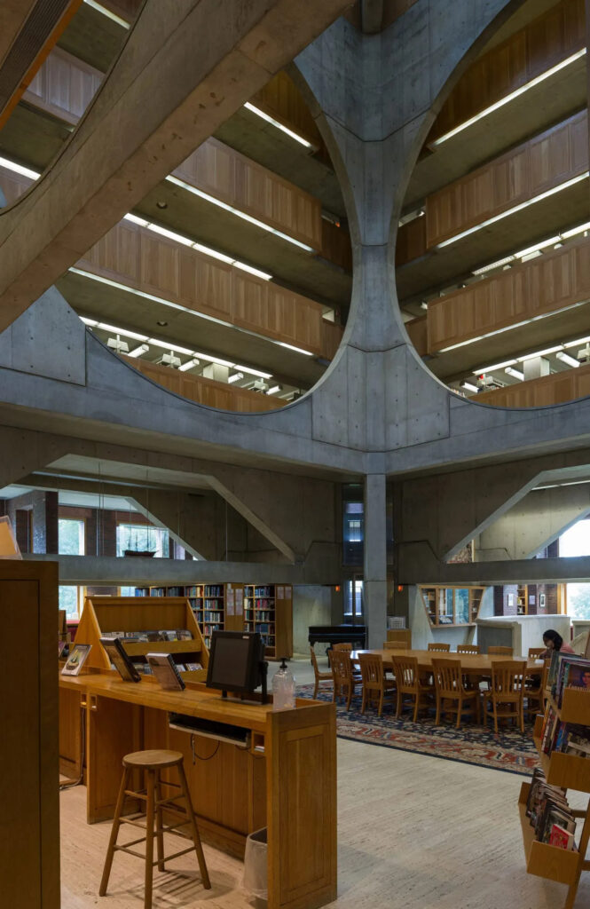 Phillips Exeter Academy Library / Louis Kahn | Classics On Architecture Lab 31 Phillips exeter academy library / louis kahn | classics on architecture lab