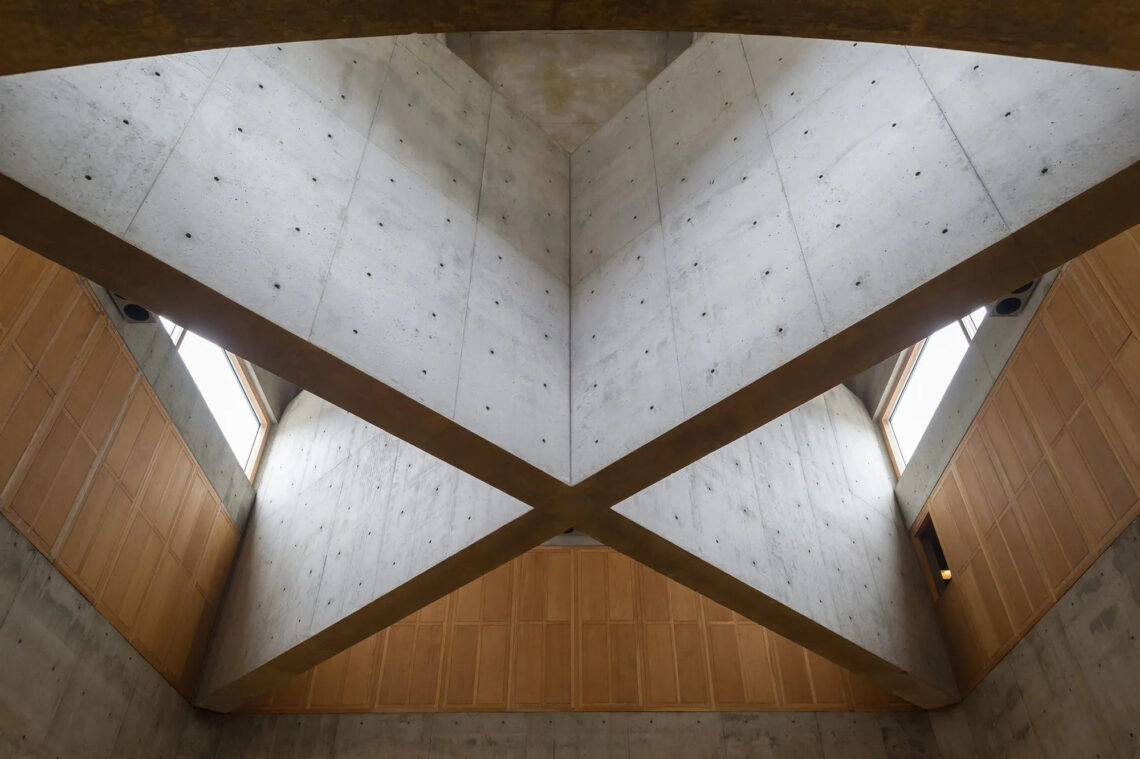Phillips Exeter Academy Library / Louis Kahn | Classics On Architecture Lab 73 Phillips exeter academy library / louis kahn | classics on architecture lab
