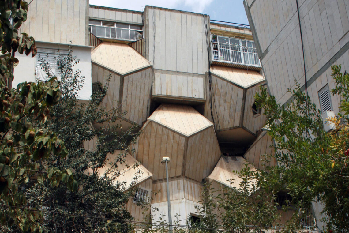 Ramot polin / zvi hecker | classics on architecture lab