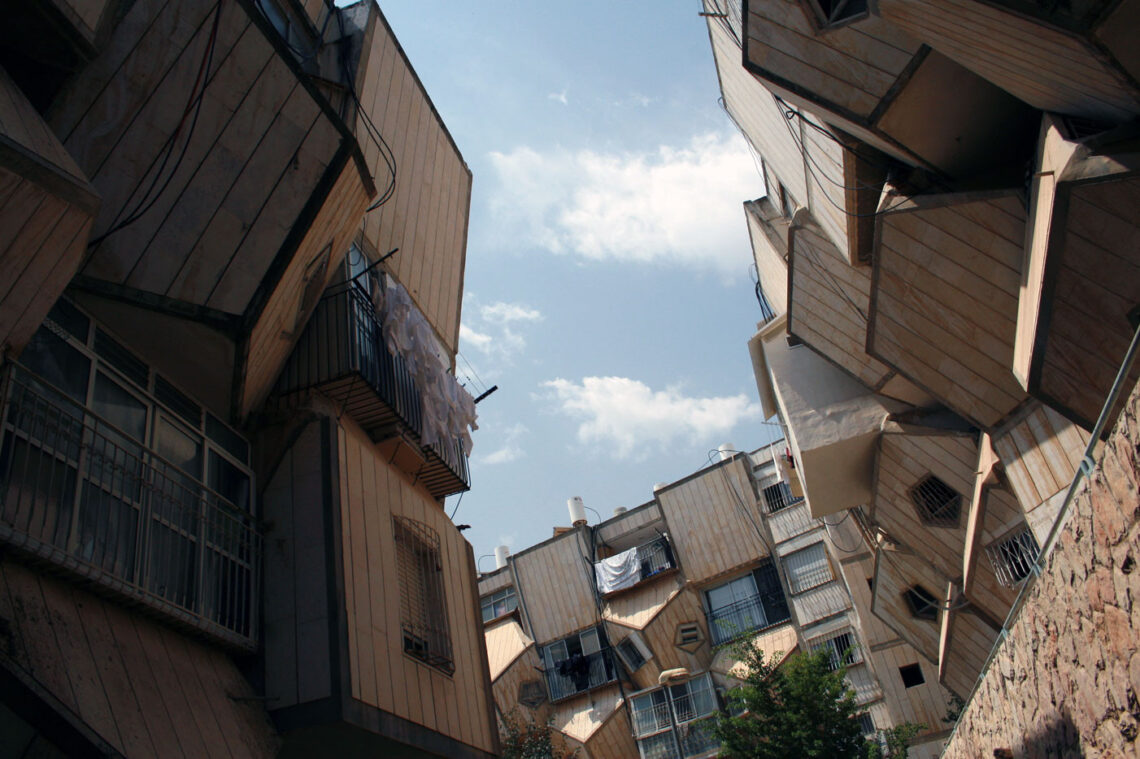 Ramot polin / zvi hecker | classics on architecture lab