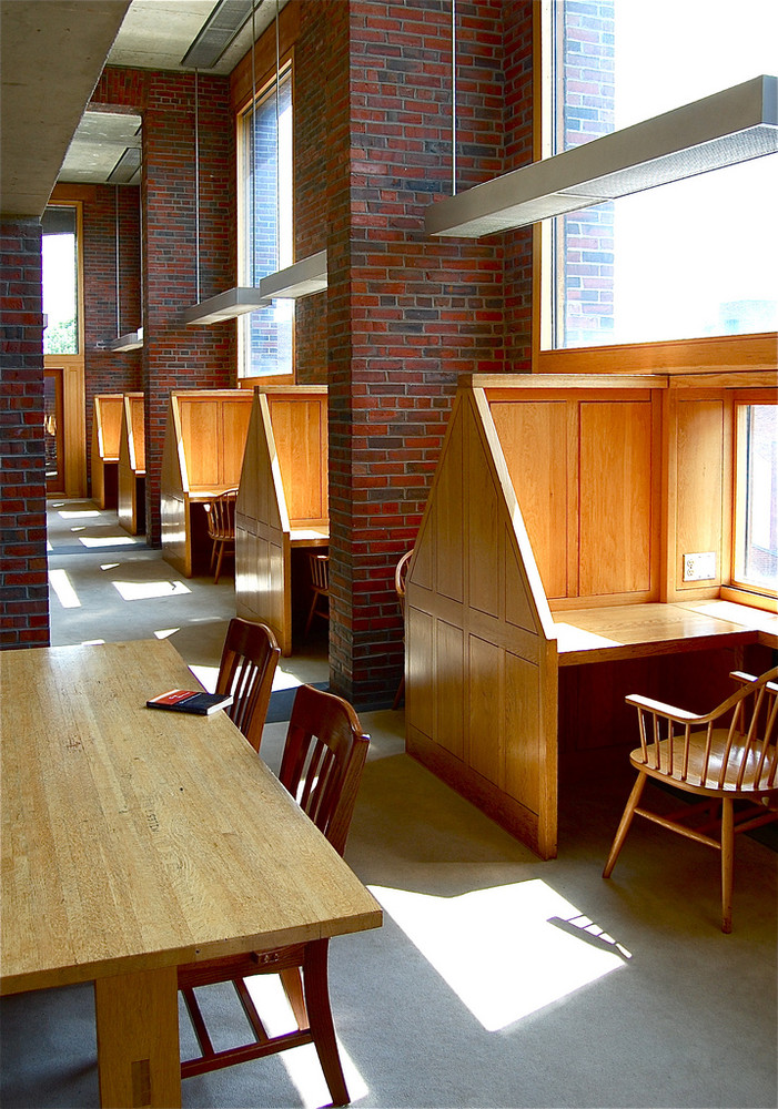 Phillips Exeter Academy Library / Louis Kahn | Classics On Architecture Lab 13 Phillips exeter academy library / louis kahn | classics on architecture lab