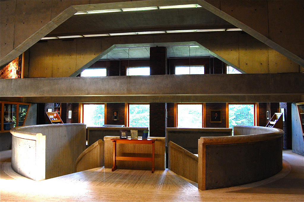 Phillips Exeter Academy Library / Louis Kahn | Classics On Architecture Lab 83 Phillips exeter academy library / louis kahn | classics on architecture lab