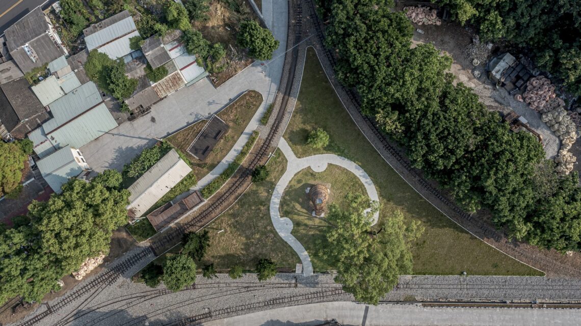 Symbiosis pavilion / yuan architects