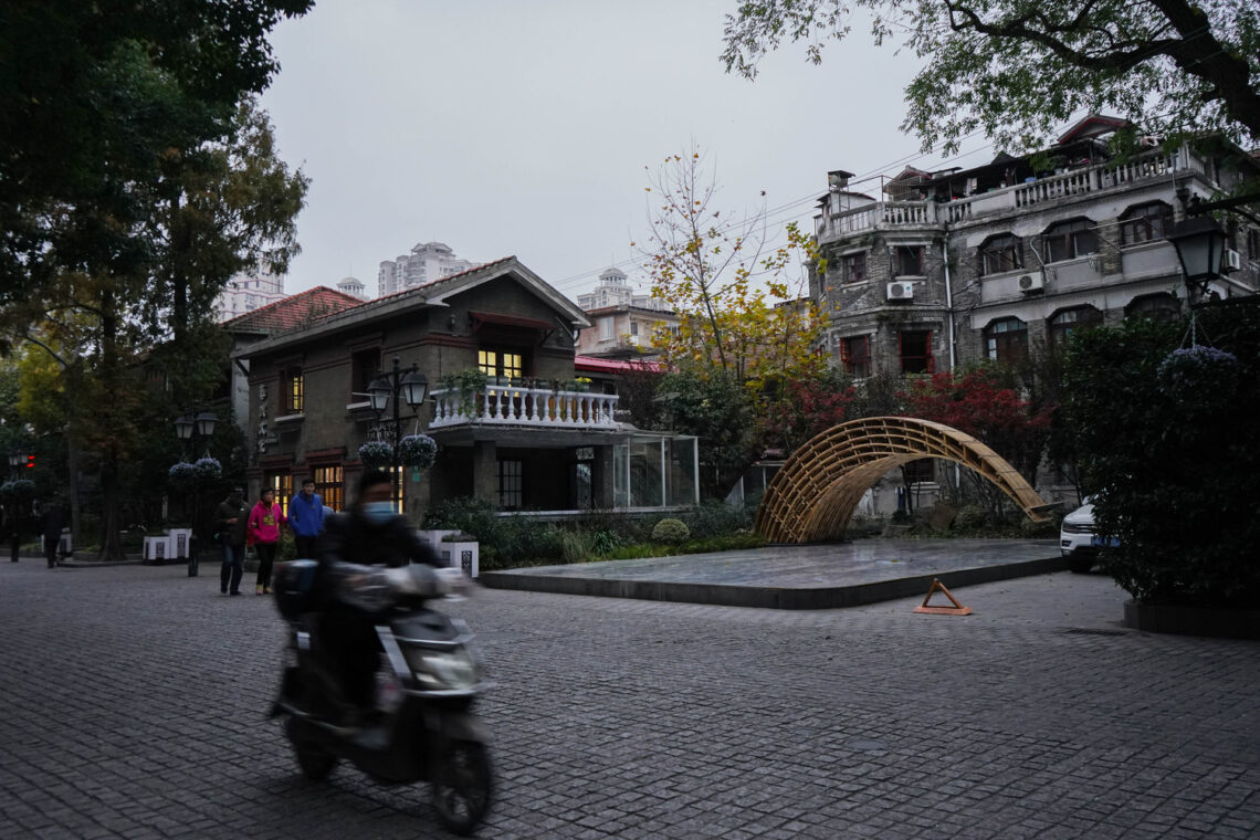 Bambow Suspended Flying Bridge / Atelier Lai 13 Bambow suspended flying bridge / atelier lai