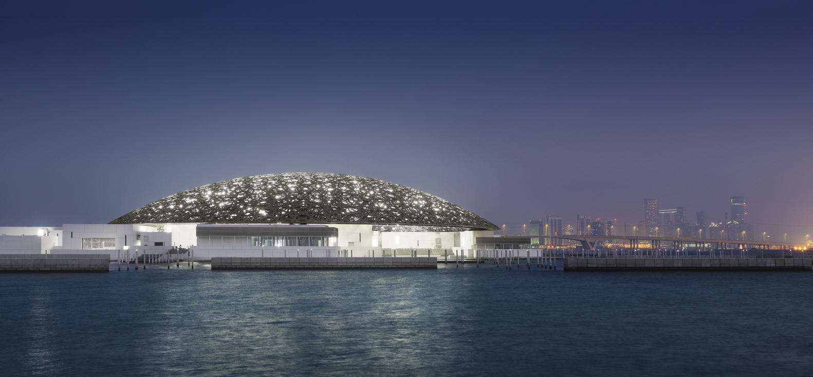 Louvre abu dhabi / ateliers jean nouvel