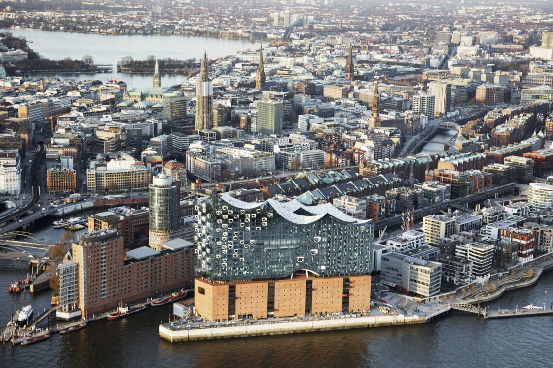 International Architecture Awards: Prize, Importance, Winners, Jury And History 211 International architecture awards: prize, importance, winners, jury and history