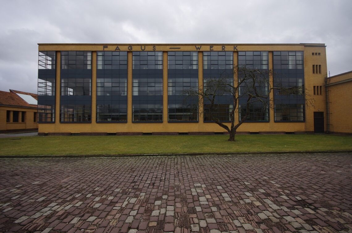Fagus Factory / Walter Gropius + Adolf Meyer | Classics On Architecture Lab 7 Fagus factory / walter gropius + adolf meyer | classics on architecture lab
