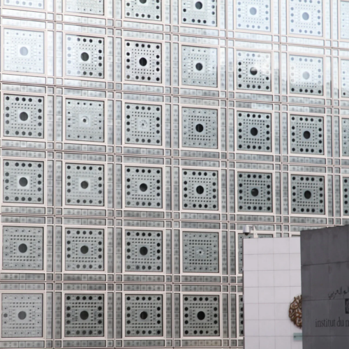 Institut du monde arabe / ateliers jean nouvel + pierre soria + gilbert lezenes + architecturestudio | classics on architecture lab