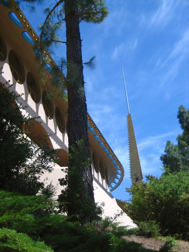 Marin Civic Center / Frank Lloyd Wright | Classics On Architecture Lab 3 Marin civic center / frank lloyd wright | classics on architecture lab